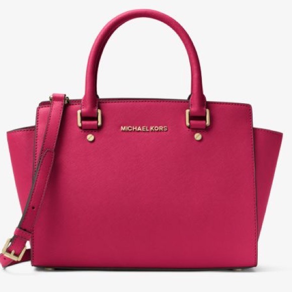 Michael Kors Handbags - Michael Kors Large Selma Satchel Pink